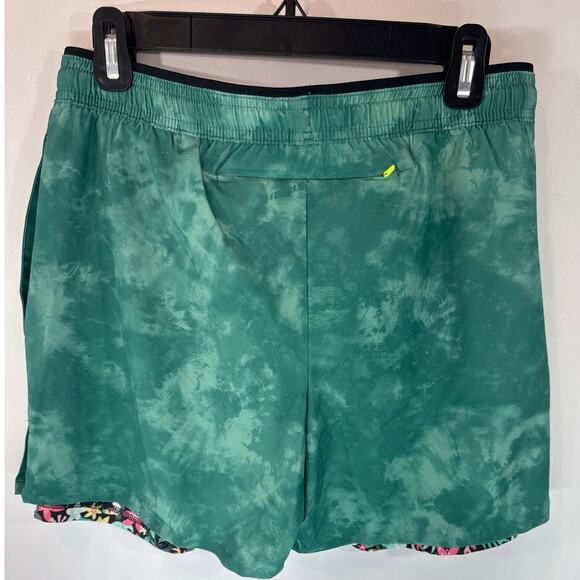 Chubbies Men's The Primal Instincts 5.5' Ultimate Training Shorts Medium‎ NWT - Picture 10 of 15